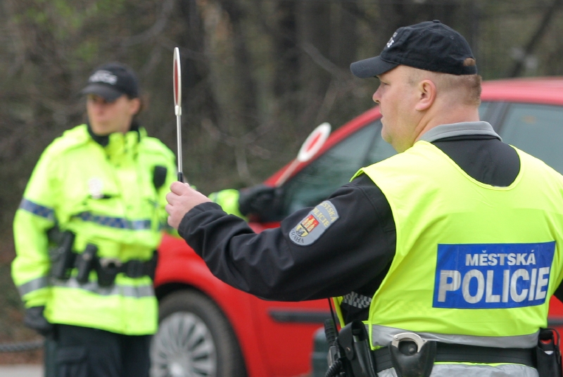 Strážníci městské policie. Strážníci městské policie.