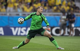 Německý brankář Manuel Neuer.
