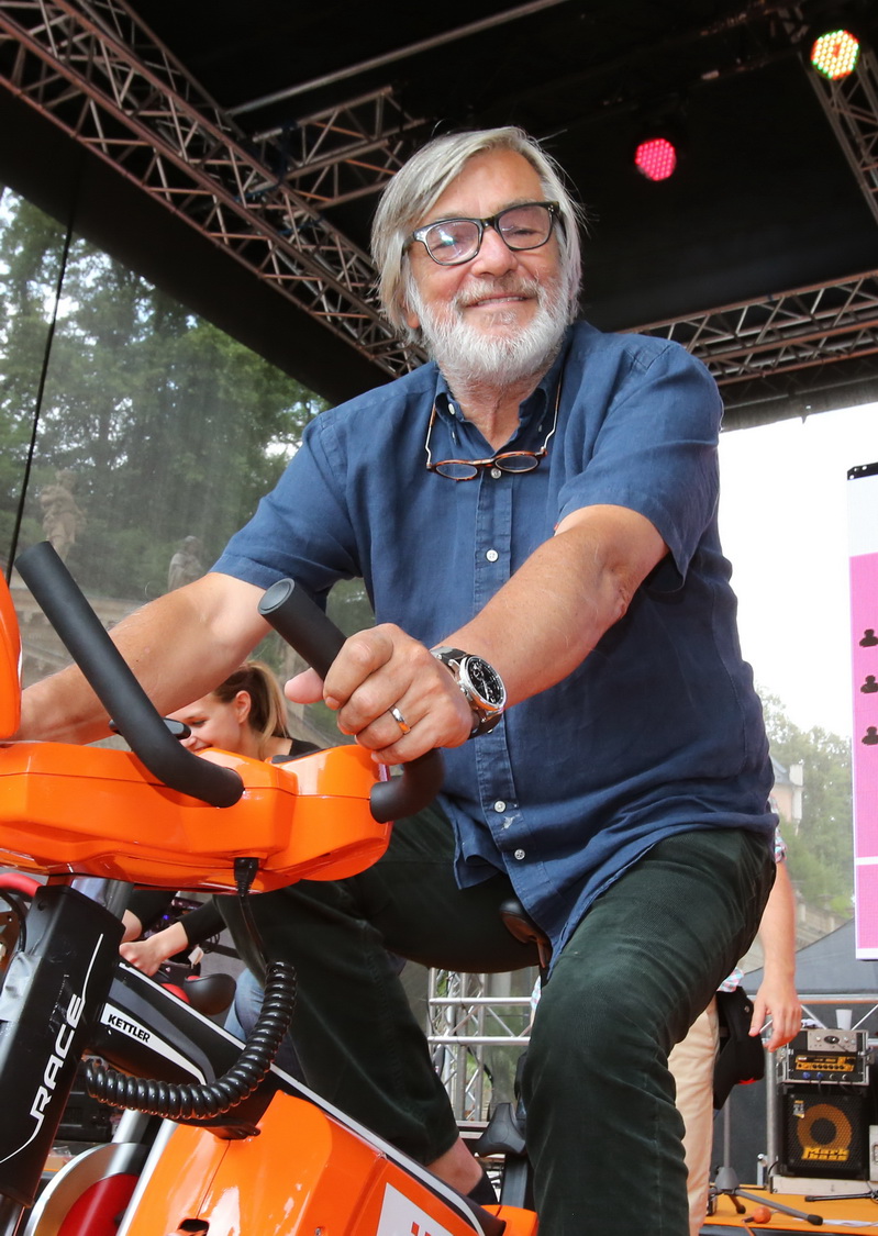 Jiří Bartoška se pěkně zapotil.