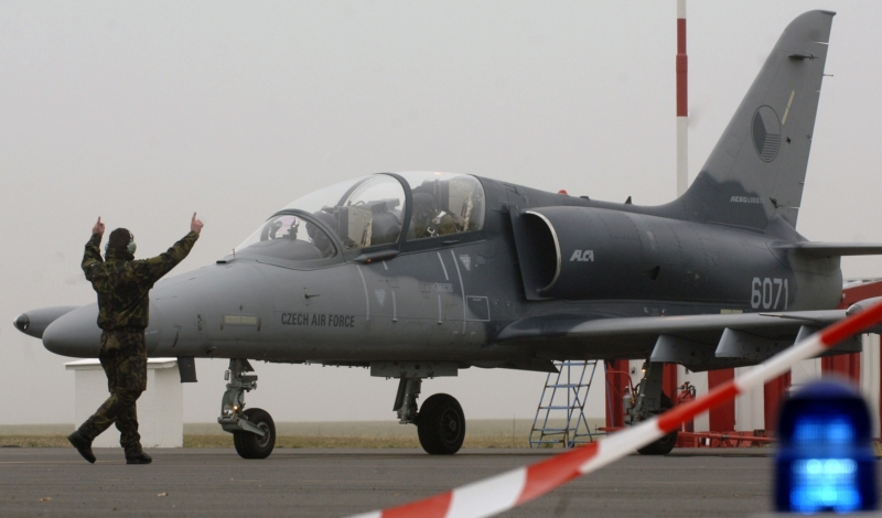 Armádní letouny L-159 se prodají do USA. Armádní letouny L-159 se prodají do USA.