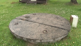 Provozovatel se podřekl, že do studny někdo nalil třicet litrů oleje.