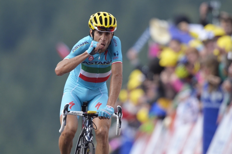 Vítězný cyklista Nibali.