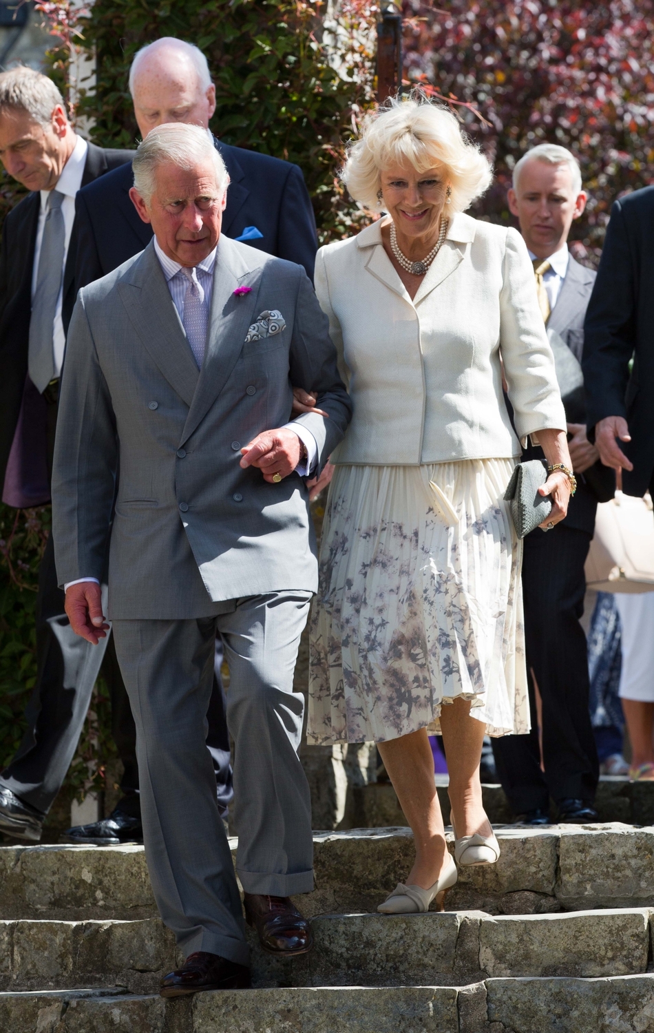 Camilla se nezdá. Klidně si prý dá víc než jednu skleničku.