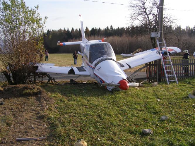 Pilot letadla nehodu nepřežil (ilustrační foto).