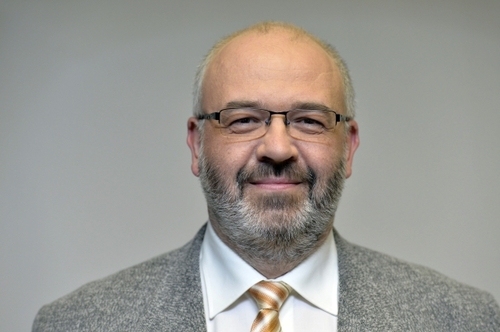 Po kritice premiéra Bohuslava Sobotky odchází z Thermalu poslanec ANO Roman Procházka.