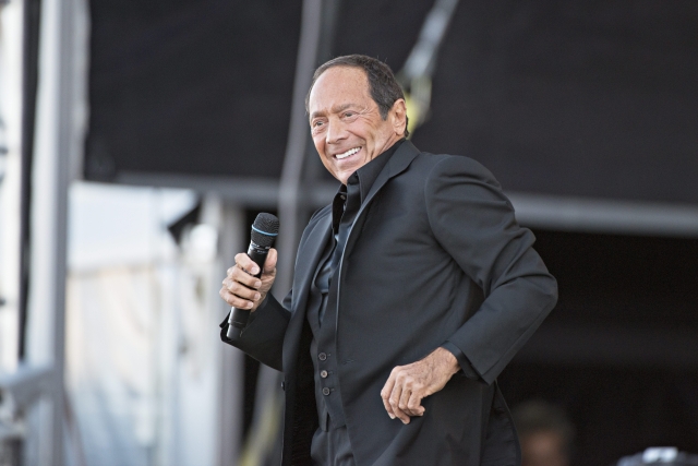 Zpěvák Paul Anka proslul v Čechách jako autor hitu Diana.