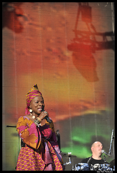 Angélique Kidjo.
