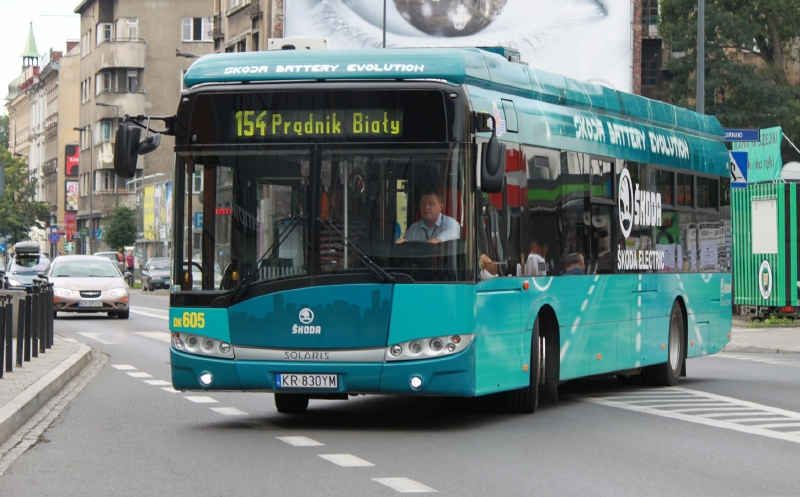 Elektrobus Škoda Perun v Krakově.