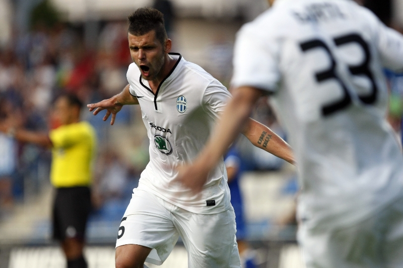 V Bosně a Hercegovině čeká fotbalisty Mladé Boleslavi odvetný zápas se Širokým Brijegem, se kterým doma vyhráli 2:1. V Bosně a Hercegovině čeká fotbalisty Mladé Boleslavi odvetný zápas se Širokým Brijegem, se kterým doma vyhráli 2:1.