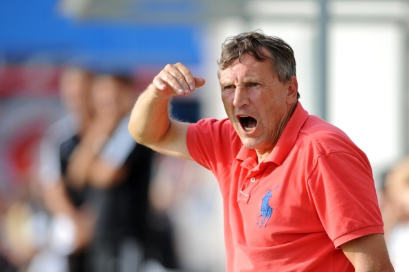 Trenér pražské Slavie Miroslav Beránek.