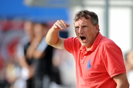 Trenér Slavie Miroslav Beránek.