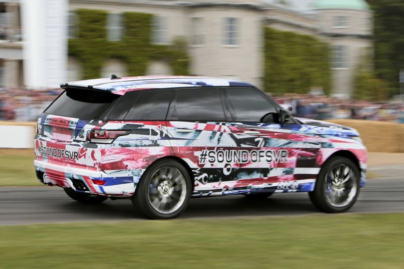 Range Rover Sport SVR je nejrychlejším sériově vyráběným SUV.