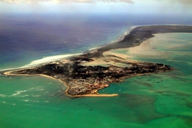 V exotickém Kiribati trénovala Biniatiová pomocí pytle zavěšeného na stromě.