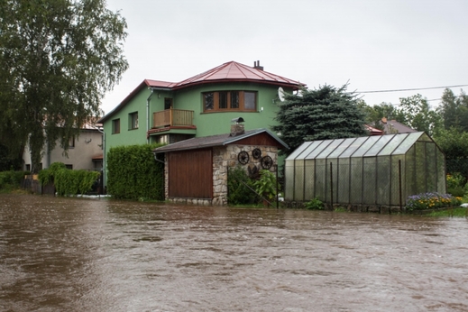 Svratka se rozvodnila po vydatném dešti v Herálci na Žďársku.