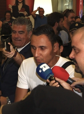 Keylor Navas po příletu do Španělska.