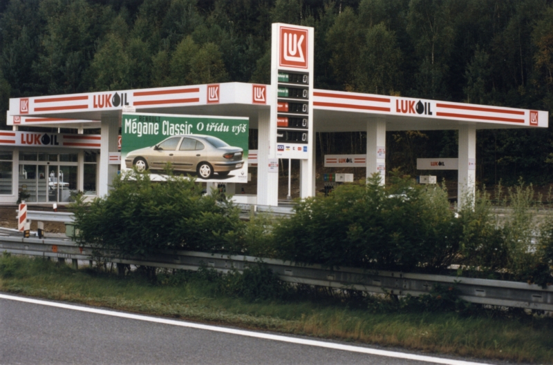 Čerpací stanice Lukoil.