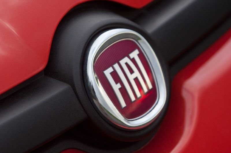 Značka Fiat zůstává, ale italským rodinným stříbrem už není (ilustrační foto).