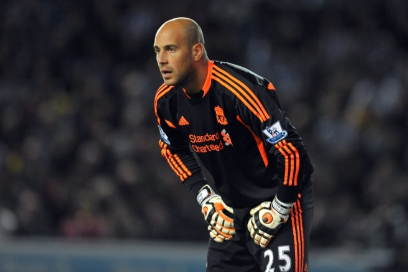 Brankář Pepe Reina bude působit v Bayernu Mnichov.