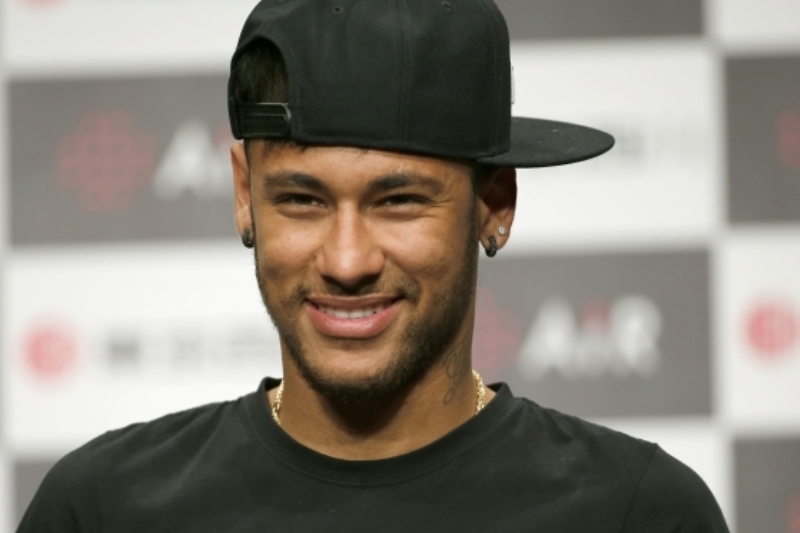 Neymar se po zranění vrátil k tréninku.