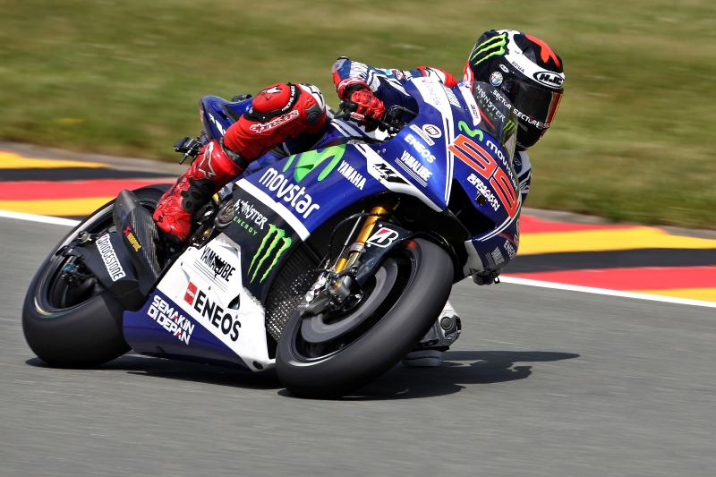 Jorge Lorenzo bude nadále jezdit pro Jamahu.