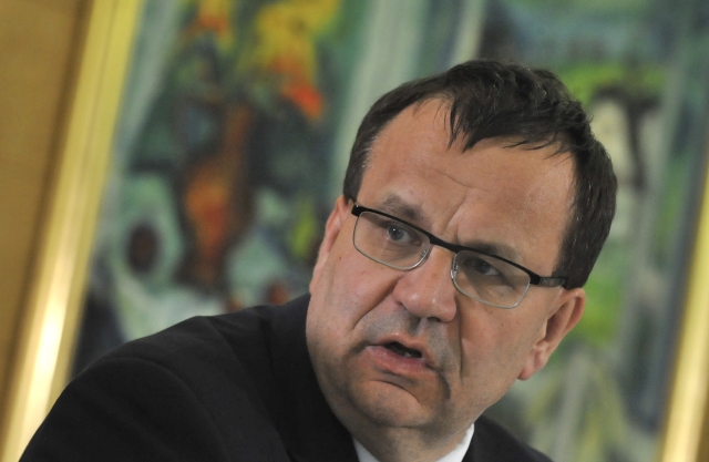 Podle ministra průmyslu a obchodu Jana Mládka poškodí sankce vůči Rusku český byznys.