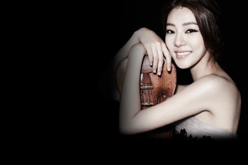 Houslistka Clara-Jumi Kang.