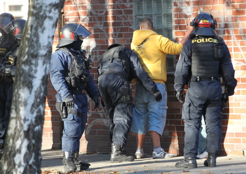 Policie měla při demonstraci i těžkooděnce z pořádkové jednotky (ilustrační foto). Policie měla při demonstraci i těžkooděnce z pořádkové jednotky (ilustrační foto).