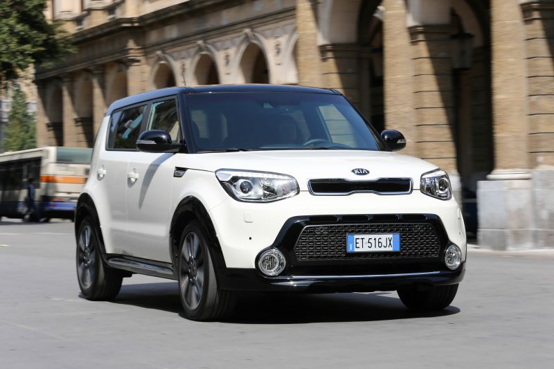 Kia Soul se stala při papežově návštěvě v Koreji papamobilem.