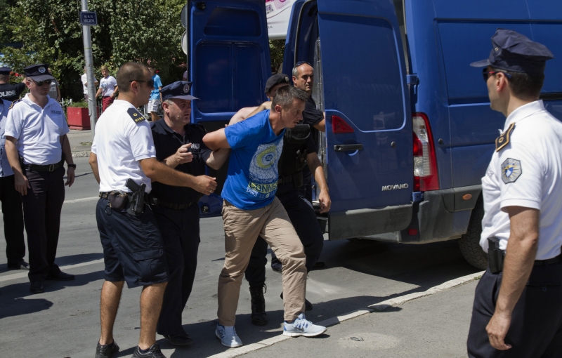 Kosovská policie tento týden podnikla dosud největší policejní zákrok proti podezřelým islamistům.