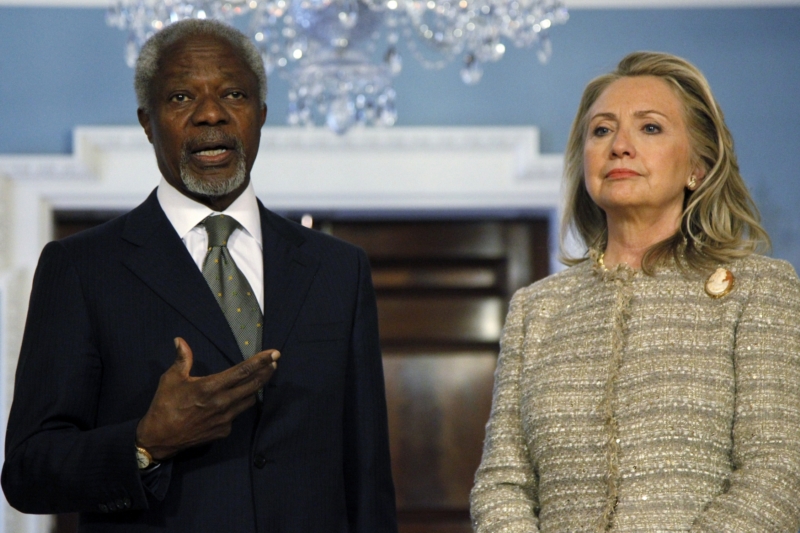 Zpravodajská služba prý nezáměrně nahrála rozhovor mezi Hillary Clintonovou a Kofi Annanem. Zpravodajská služba prý nezáměrně nahrála rozhovor mezi Hillary Clintonovou a Kofi Annanem.