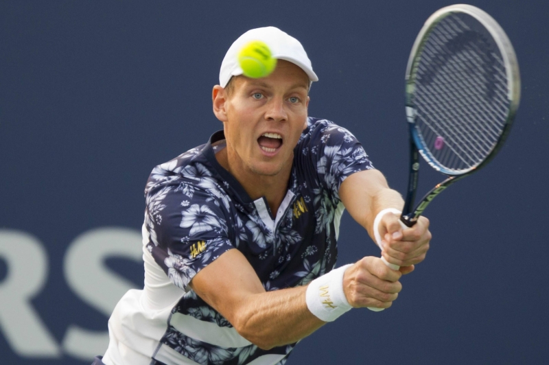Tenista Tomáš Berdych se po vyřazení ve druhém kole v Cincinnati propadl ve světovém žebříčku o dvě místa na sedmou pozici. Petra Kvitová, která v Ohiu skončila ve stejné fázi turnaje, udržela v pořadí WTA čtvrtou příčku.