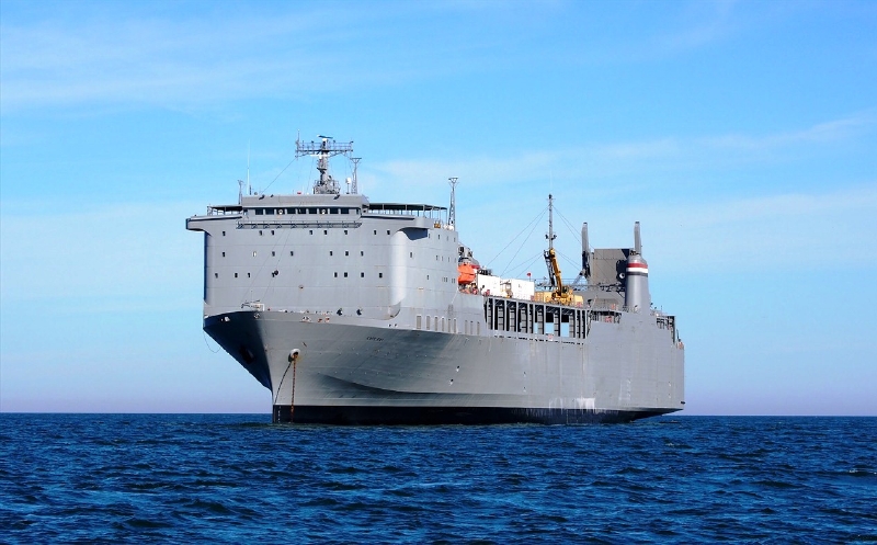 Speciální loď Cape Ray.