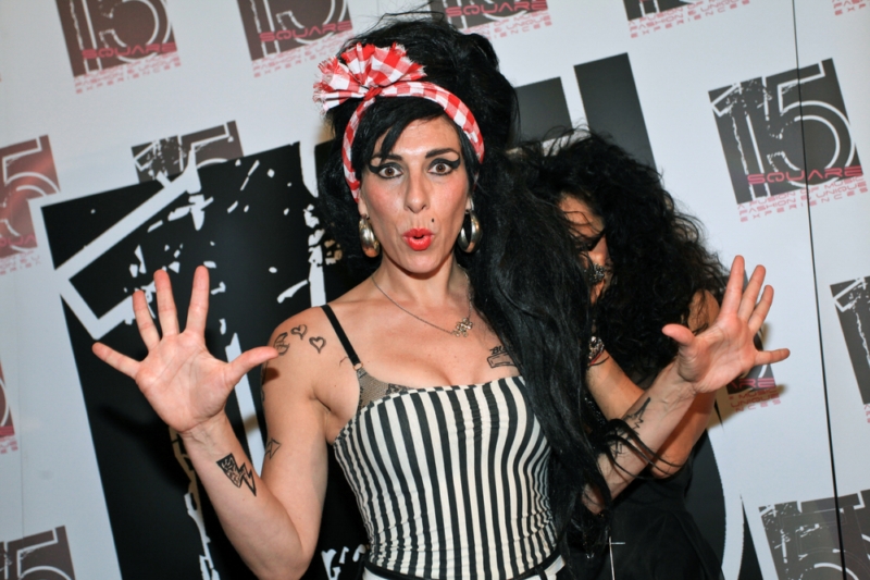 Zpěvačka Amy Winehouseová.