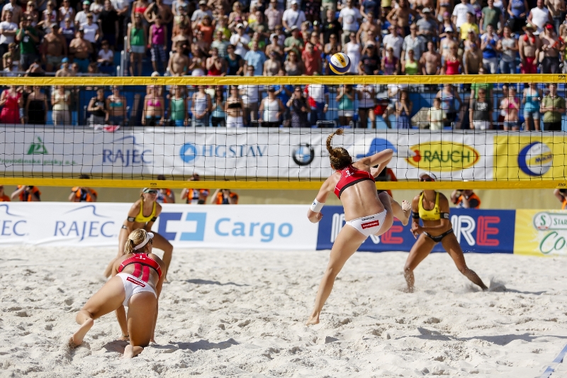 Kristýna Kolocová a Markéta Sluková se na turnaji v Polsku nepodívají do semifinále.