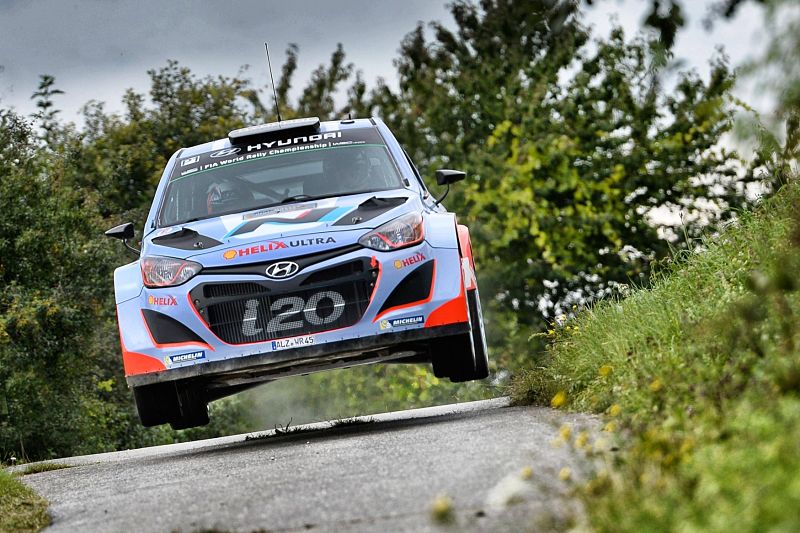 Premiérový triumf přinesla Německá rallye Belgičanovi Thierrymu Neuvilleovi. Premiérový triumf přinesla Německá rallye Belgičanovi Thierrymu Neuvilleovi.
