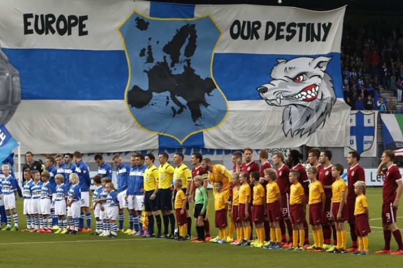 Fotbalisté Zwolle v generálce na čtvrteční odvetu 4. předkola Evropské ligy na hřišti pražské Sparty zvítězili v nizozemské lize 2:1 nad Arnhemem. Fotbalisté Zwolle v generálce na čtvrteční odvetu 4. předkola Evropské ligy na hřišti pražské Sparty zvítězili v nizozemské lize 2:1 nad Arnhemem.
