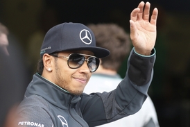Posmutnělý Lewis Hamilton.
