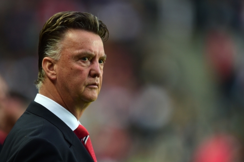 Trenér Louis van Gaal nezačal na lavičce United vůbec dobře.