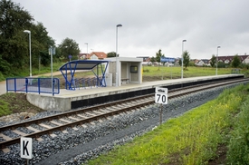 Hostivice-Sadová je jedna z pěti nových zastávek, jež mají ulevit Zličínu.