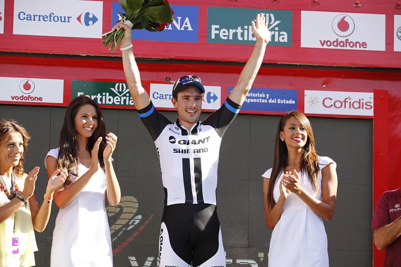 V páté etapě cyklistické Vuelty vybojoval druhé vítězství za sebou německý spurtér John Degenkolb. V páté etapě cyklistické Vuelty vybojoval druhé vítězství za sebou německý spurtér John Degenkolb.
