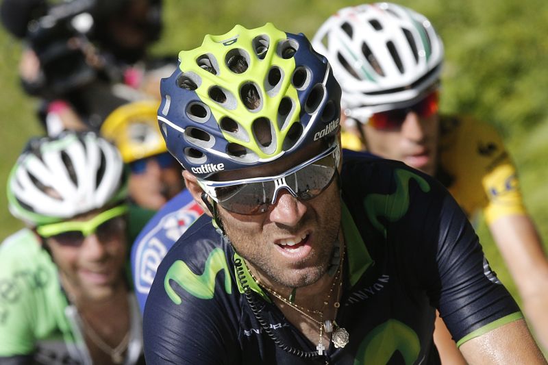 Šestou etapu Vuelty, jež končila náročným stoupáním v La Zubii, vyhrál španělský cyklista Alejandro Valverde. Šestou etapu Vuelty, jež končila náročným stoupáním v La Zubii, vyhrál španělský cyklista Alejandro Valverde.