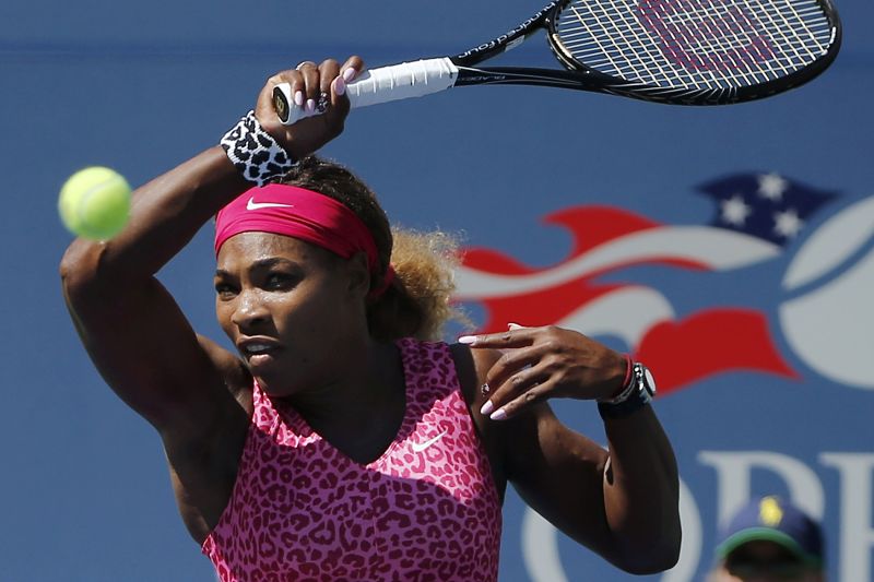 Serena Williamsová postupuje bez problému do 3. kola US Open. Serena Williamsová postupuje bez problému do 3. kola US Open.