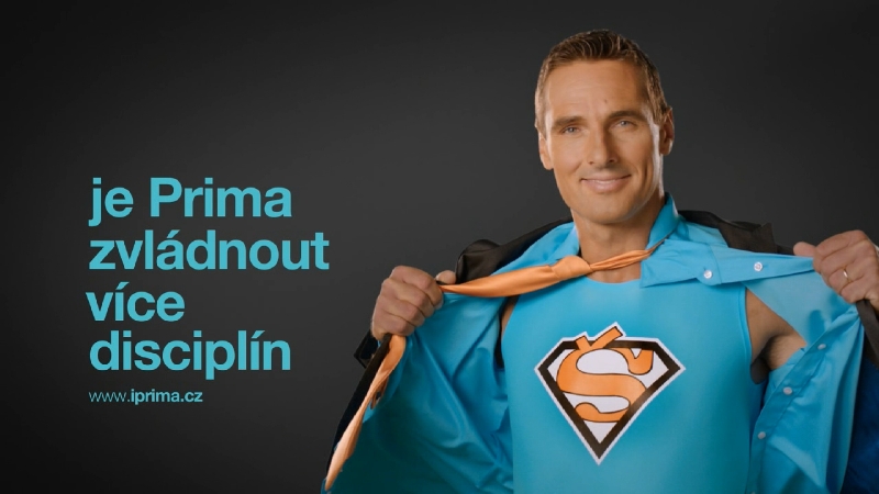 Roman Šebrle uvádí na Primě zprávy. 