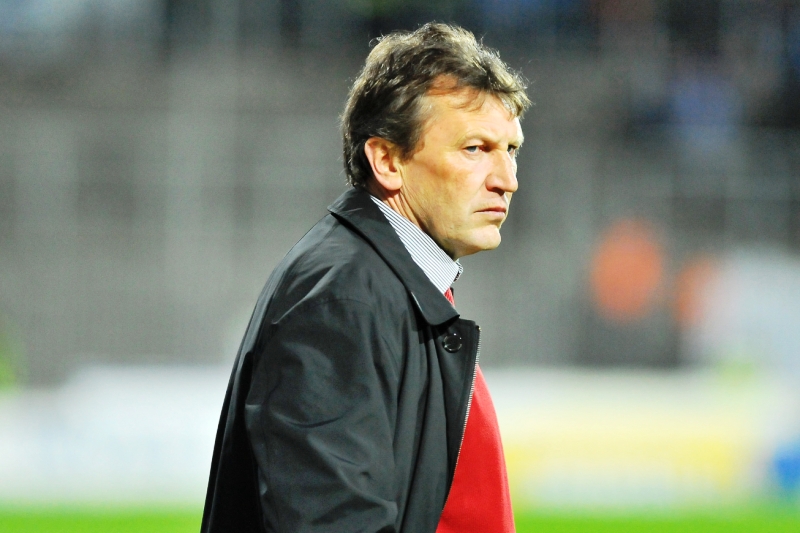 Trenér Slavie Miroslav Beránek.