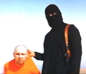 Novinář Seven Sotloff krátce před svou popravou.