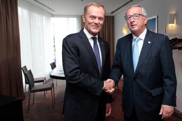 Jean-Claude Juncker (vpravo) a Donald Tusk. 