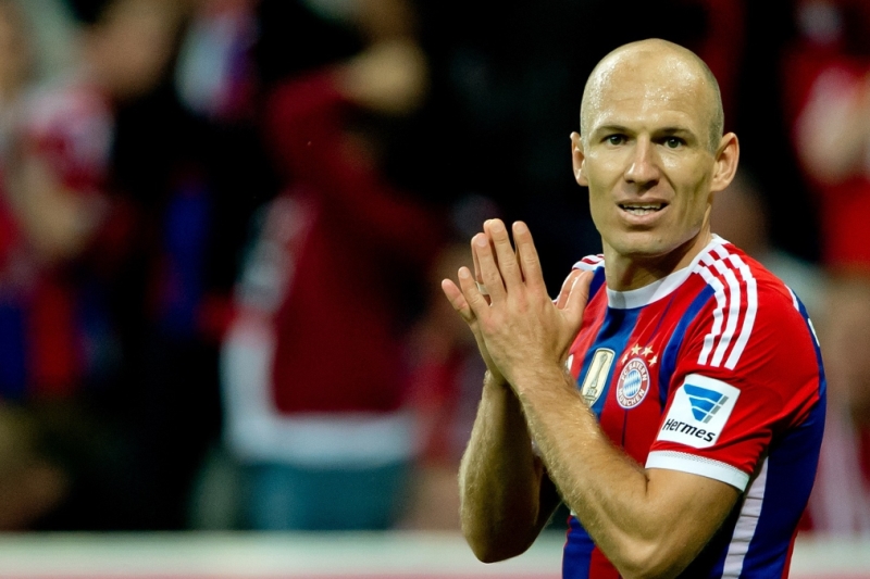 Arjen Robben nejspíš bude příští úterý na Letné nizozemské reprezentaci chybět. Arjen Robben nejspíš bude příští úterý na Letné nizozemské reprezentaci chybět.
