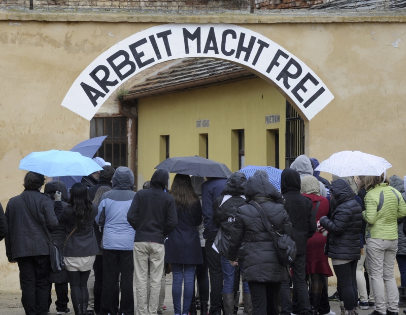 Památník Terezín. Památník Terezín.