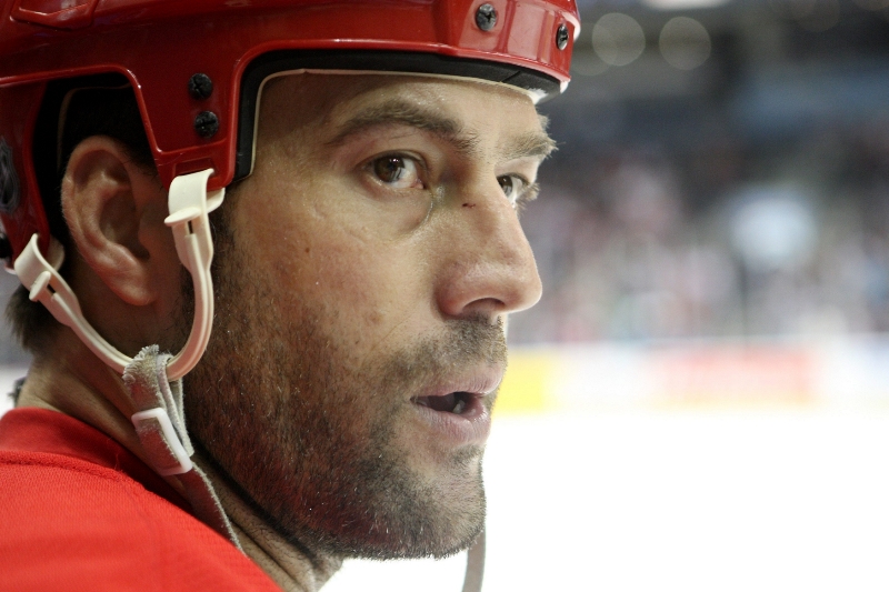 Hříšník Todd Bertuzzi. Hříšník Todd Bertuzzi.
