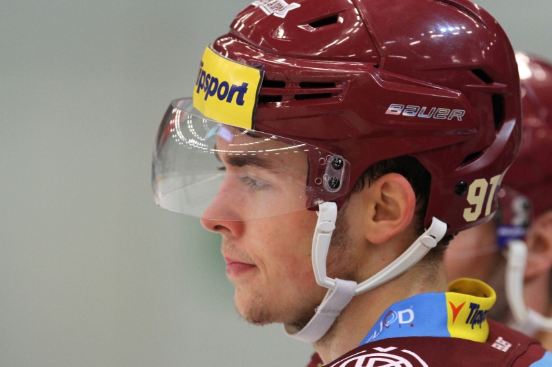 Dominik Simon v létě posílil klub HC Škoda Plzeň.